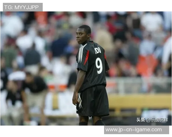 足球服9号的传奇背后是谁了解这位球员的故事与成就